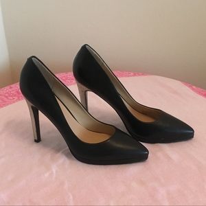 Charles David Black Pumps with Glitter Heel